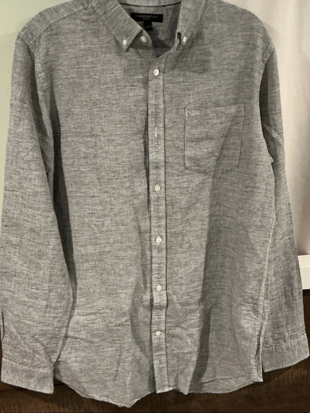 Banana Republic Men's Gray Button-Down Shirt